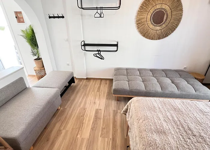 Aeolian Blu 1 * Párosz